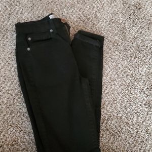Black skinny jeans